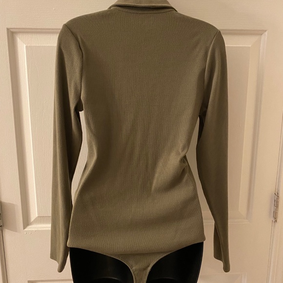 Abercrombie Bodysuit - Picture 4 of 11